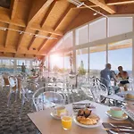 Отель Torino Wellness & 4*