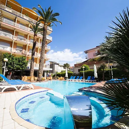 Torino Wellness & ホテル ディアーノ・マリーナ