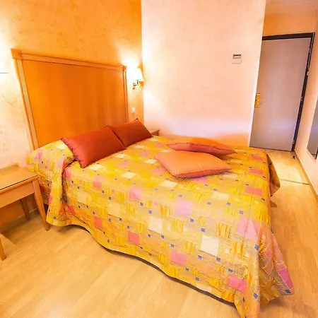 Hotell Torino Wellness & 4*